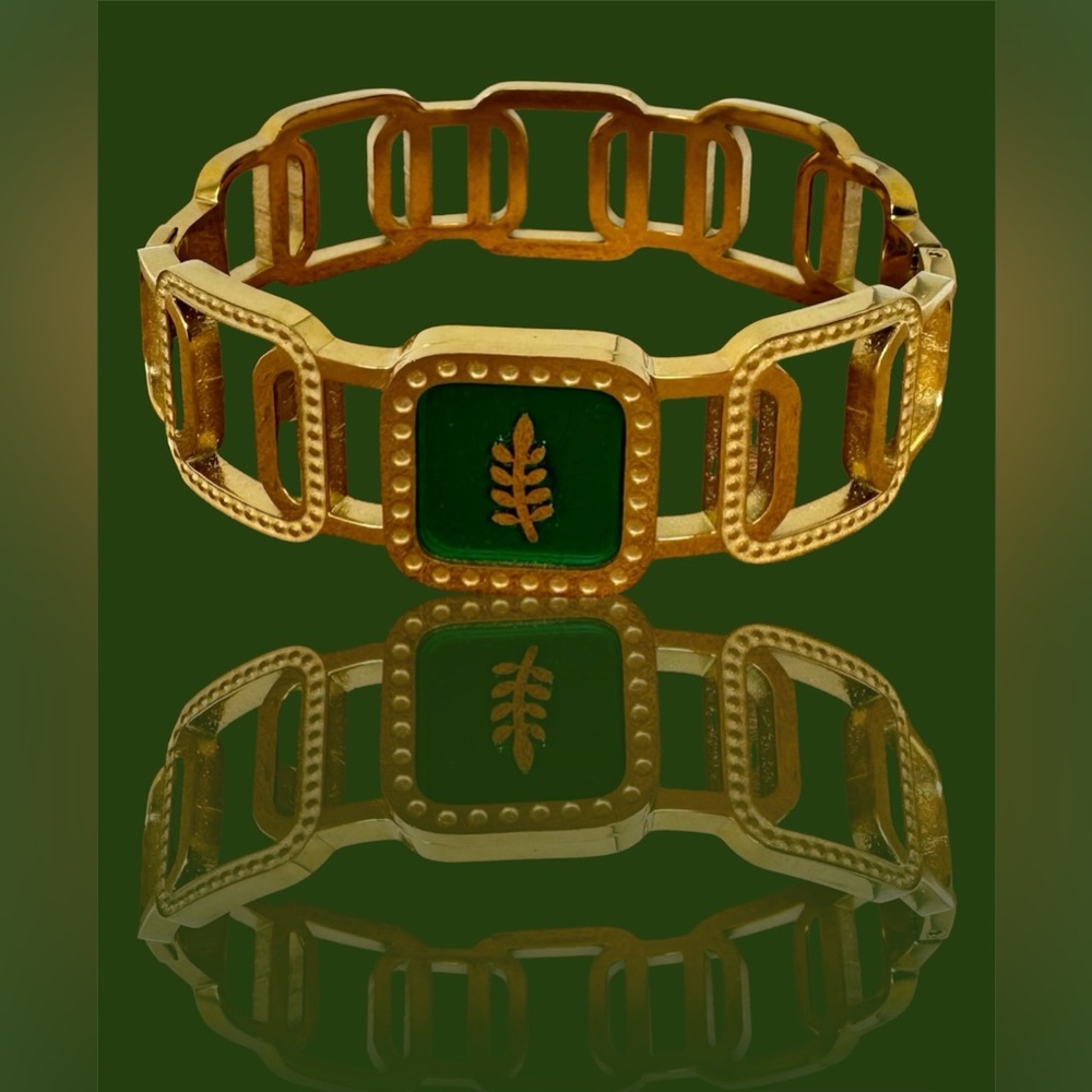 Stainless Steel Gold Color Plated Bangle / Handcuff Bracelet - Picture 3 of 7